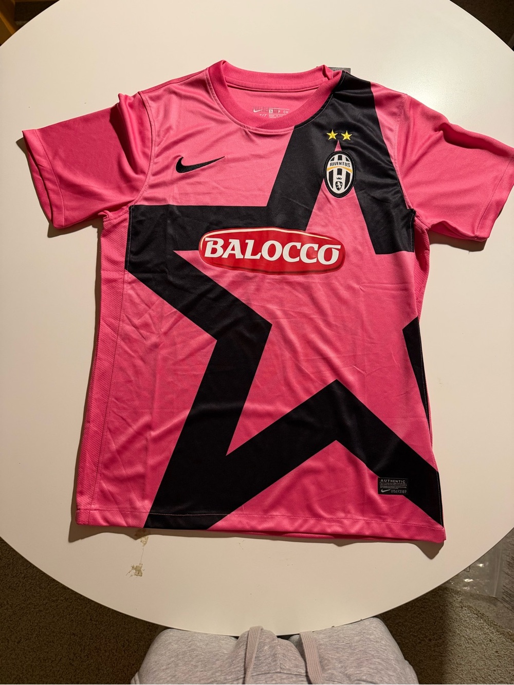 Nike Men’s Pink and Black Star Juventus Soccer Jersey Size Small